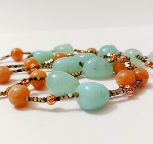 Collana in Ematite Brown, Opale azzurro e Pietra del Sole