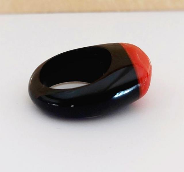 Anello in Ebano e Corallo di Sardegna