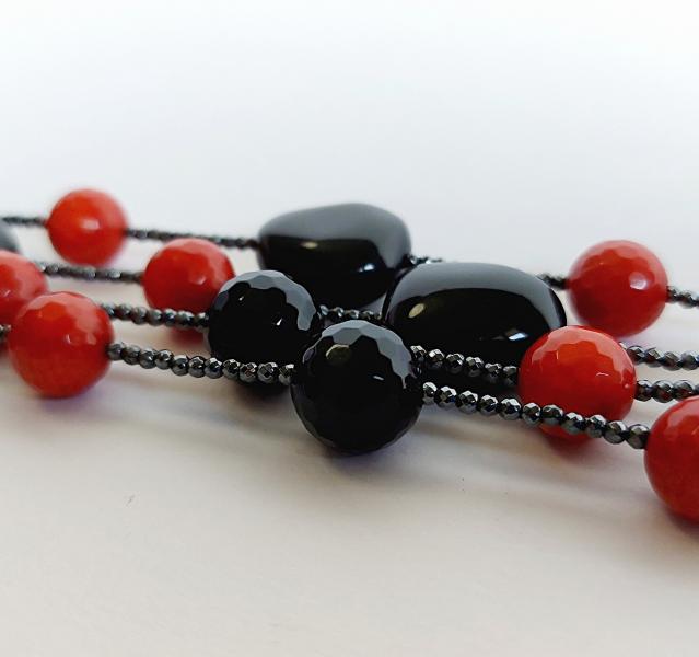 Collana di Ematite, Onice e Corallo Bambù