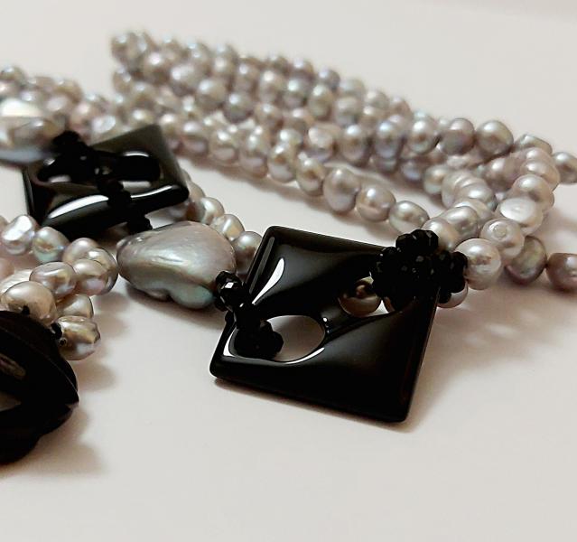 Collana di Perline grigie e Onice
