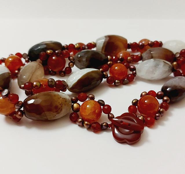 Collana in Corniola ad incroci