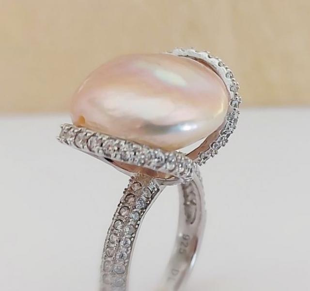 Anello in Argento con Perla rosa e zirconi